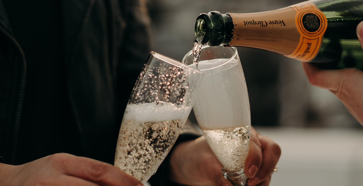 The Wedding Website of Emily Wetmore and Parker Wiseman