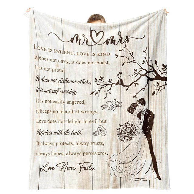 VHIKMLY Wedding Gifts for Couples 2026, Wedding Gifts for Newlyweds, Bridal Shower Gifts for Bride to Be, Wedding Blanket, Mr and Mrs Gift 80"x60" Happy Anniversary Marriage Throw Blanket