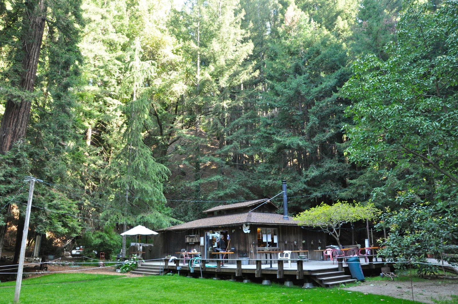 The Wedding Website of Kailie Barnes and Josh Hayes