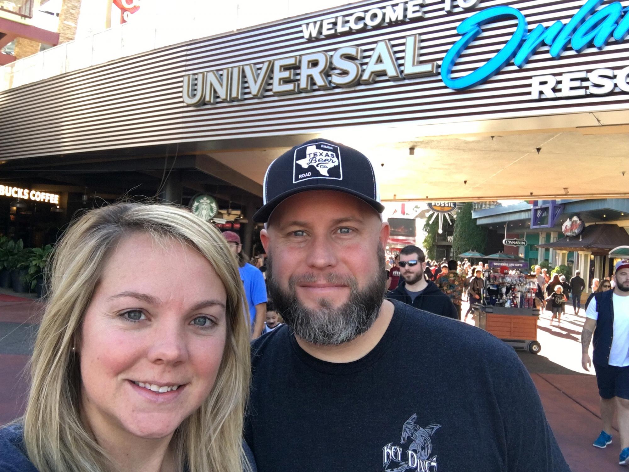 1st time taking Dan to universal studios & Halloween Horror Nights!
