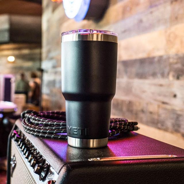 Rambler 30 oz Tumbler with MagSlider Lid
