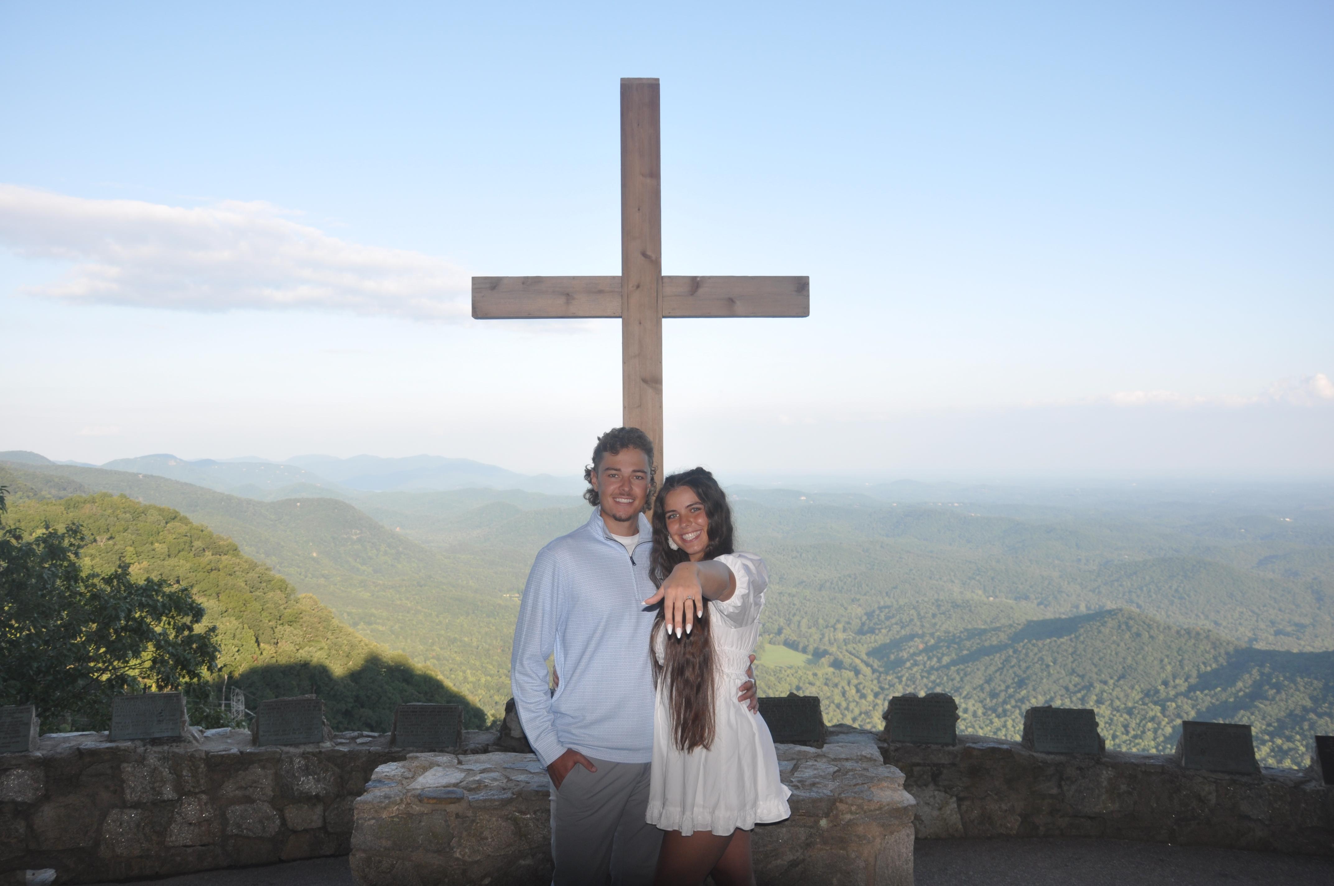 The Wedding Website of Felicia Loewen and Ethan Boonenberg