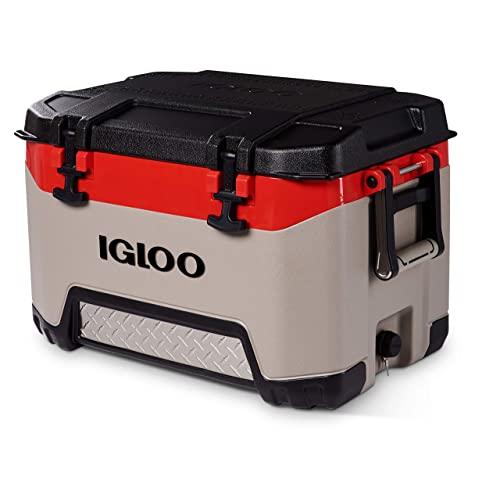 Igloo BMX Family with Cool Riser Technology, Fish Ruler, and Tie-Down Points