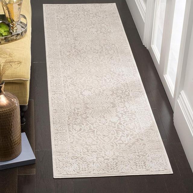 SAFAVIEH Reflection Collection Runner Rug - 2'3" x 8', Beige & Cream, Vintage Distressed Design, Non-Shedding & Easy Care, Ideal for High Traffic Areas in Living Room, Bedroom (RFT670A)