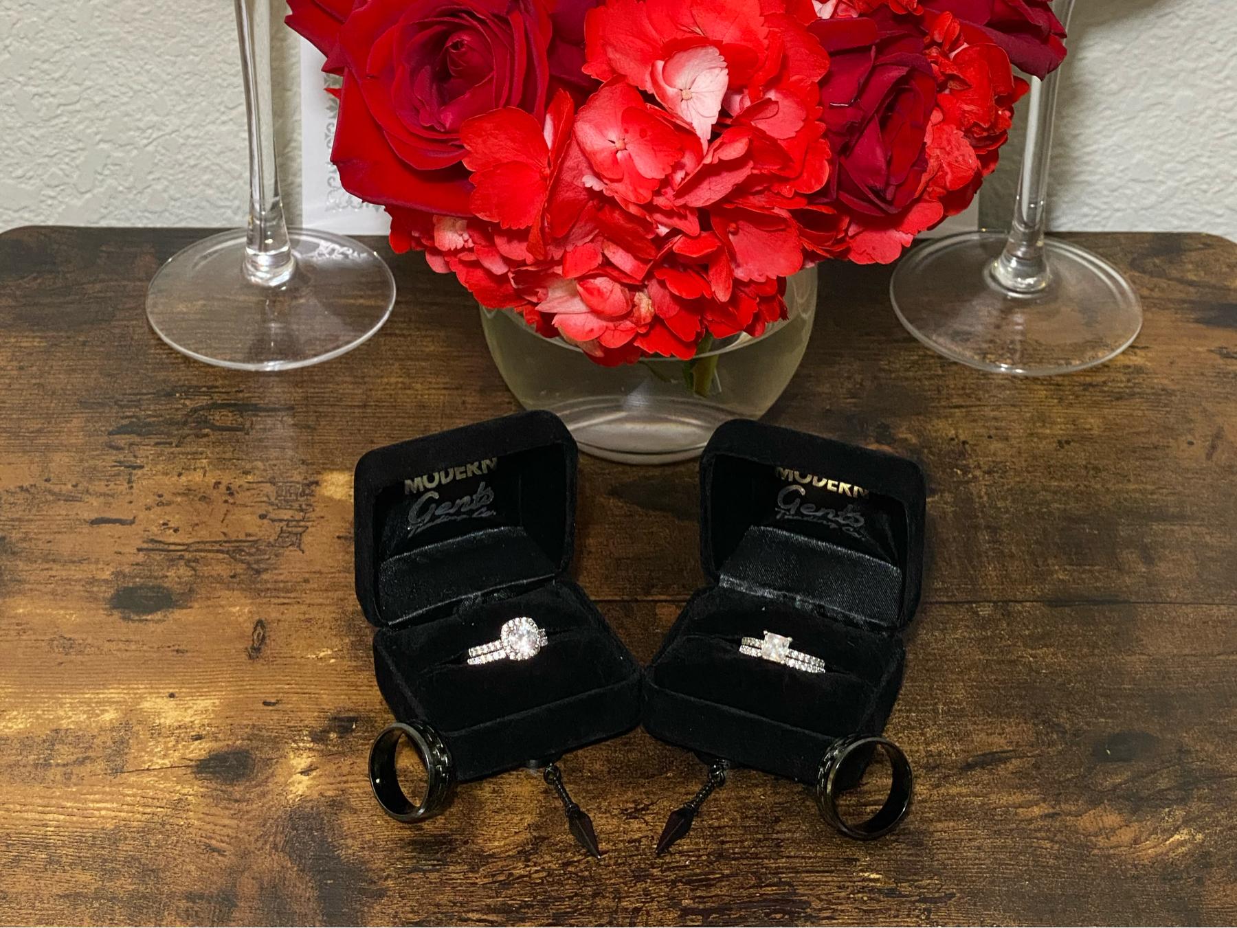 The Wedding Website of Mickailynn Holman and Devan Walton