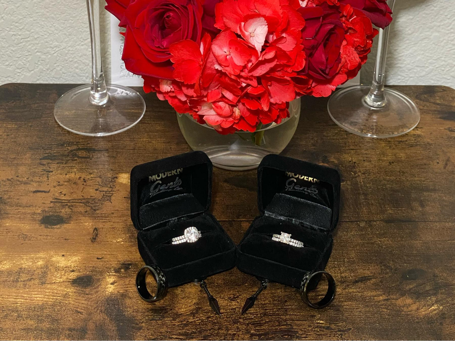 The Wedding Website of Mickailynn Holman and Devan Walton