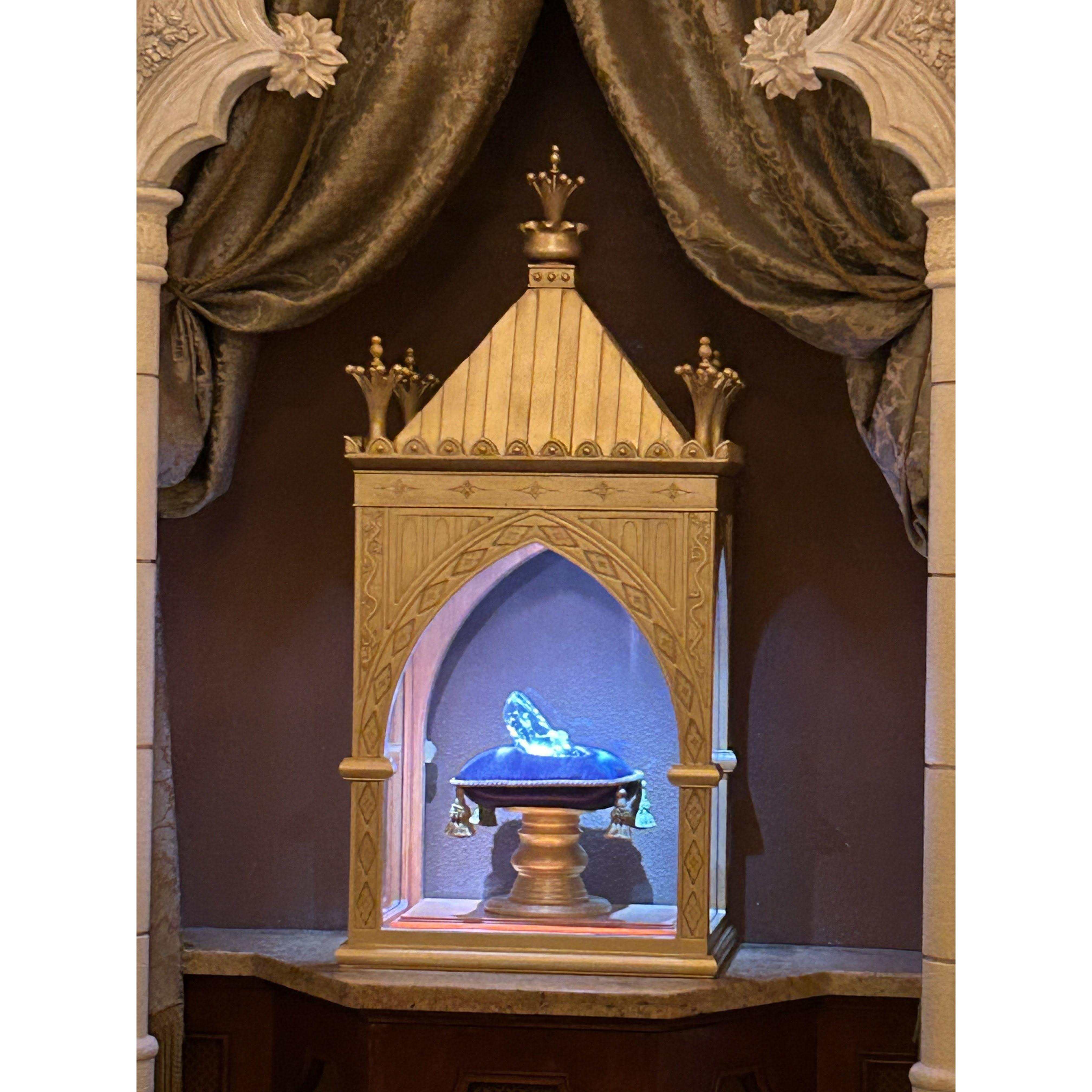 Cinderella's Glass slipper perfectly pictured!