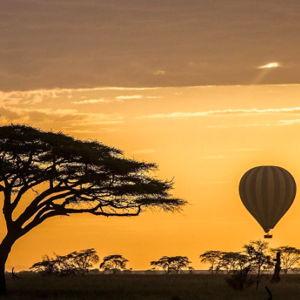 Hot air ballon over the Serengeti / Experiencia en globo aerostático en Serengeti