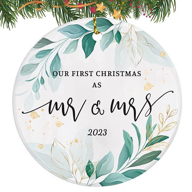 Wedding Gift for Couple, Our First Christmas as Mr & Mrs 2023 1st Christmas Married Ornaments, Wedding Ornament, Newlywed Christmas Bauble, Wedding Bridal Shower Gift for Couples