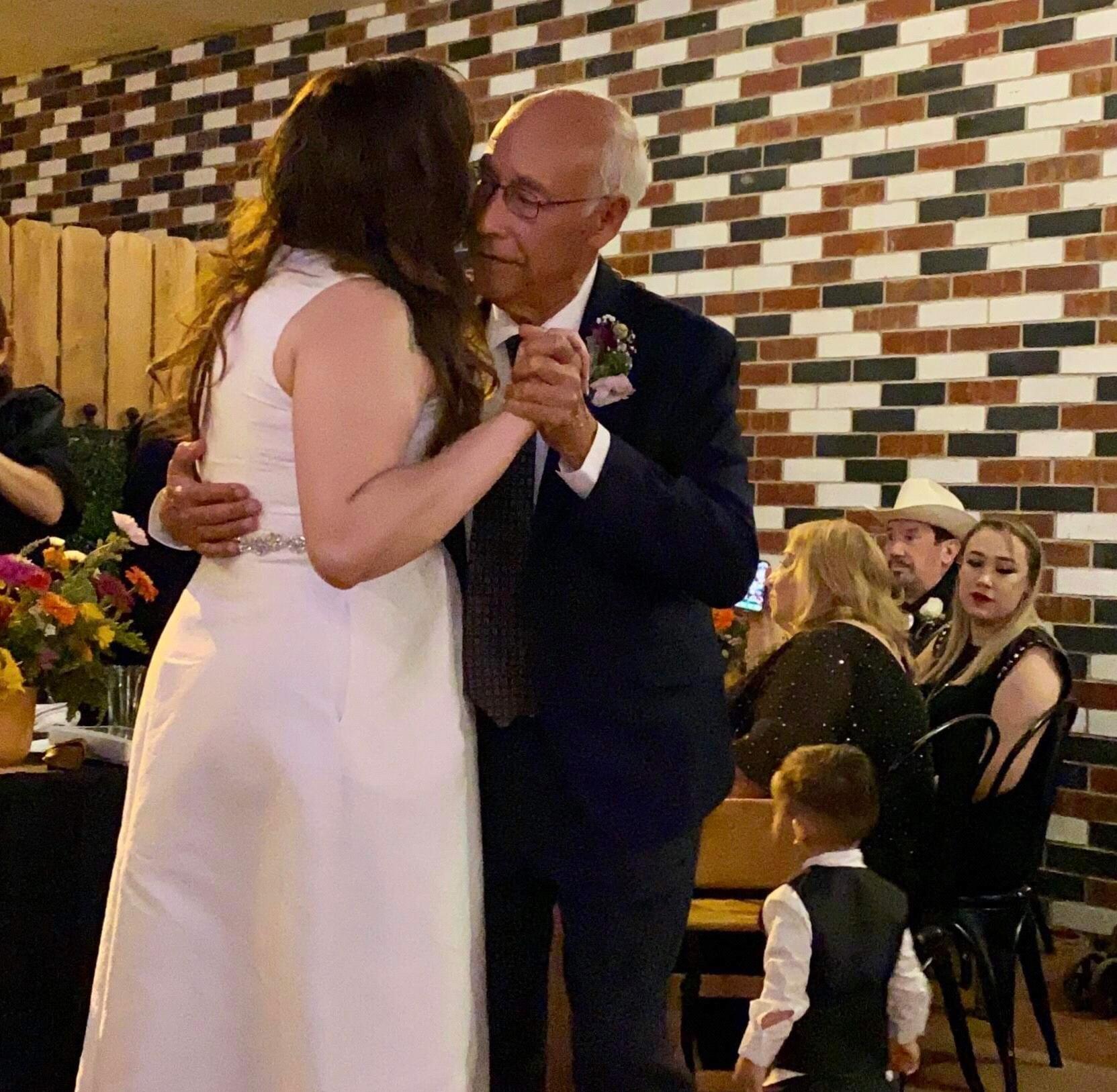 I Love my Father so much! We danced to “My Girl”by the Temptations and he sang to me as we danced. 😍💕😭