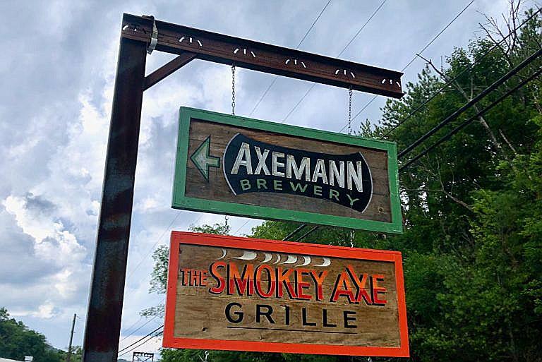 The Wedding Website of Alison McGovern and Clay Roden