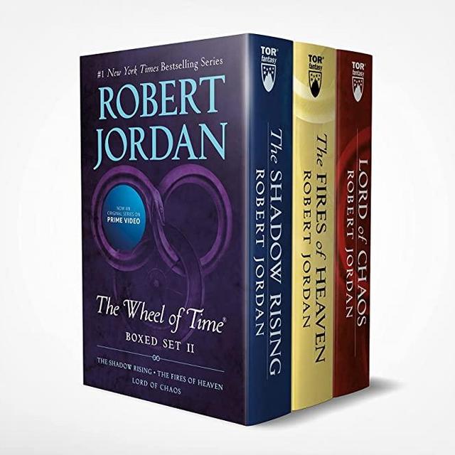 Wheel of Time Premium Boxed Set II: Books 4-6 (The Shadow Rising, The Fires of Heaven, Lord of Chaos)