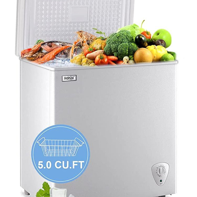Chest Freezer 5.0 Cu.Ft WANAI Compact Chest Freezers with 7 Adjustable Thermostat Top Open Door Freezer Compressor Cooling with Removable Storage Basket, Energy Saving Perfect for Home Bar Dorm or Apartment Business, White