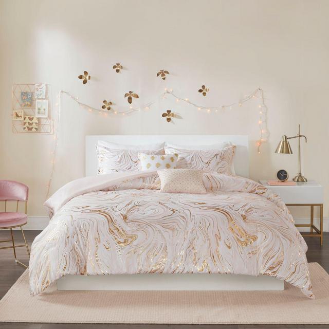 Intelligent Design Rebecca 4-Piece Reversible Full/Queen Duvet Cover Set in Blush/Gold