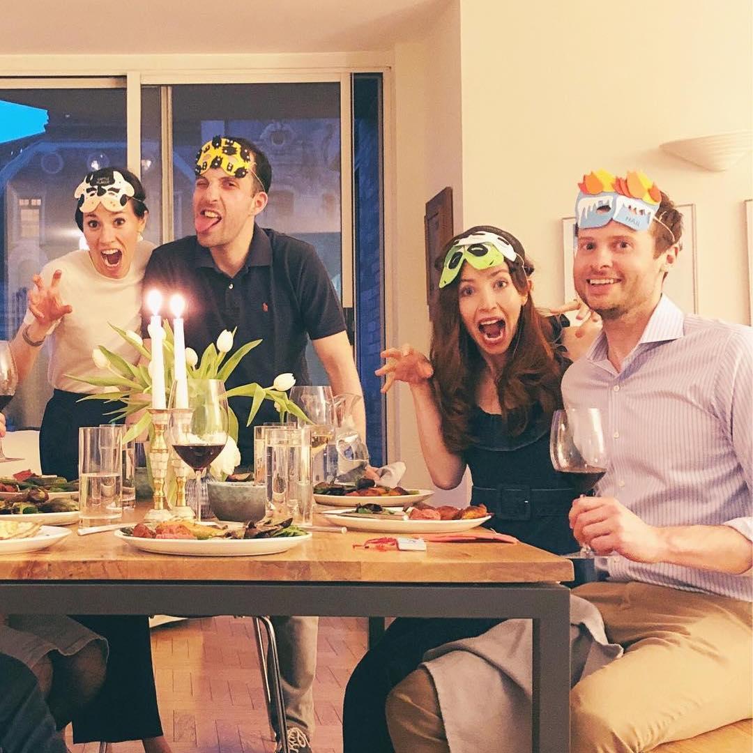 Family passover and meeting Sarah's cousins Natalie & Dan