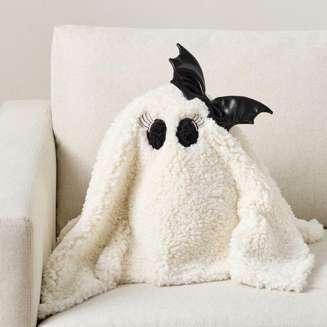 Ms. Gus The Ghost Sphere Pillow Cover, Ivory, 11" x 13"