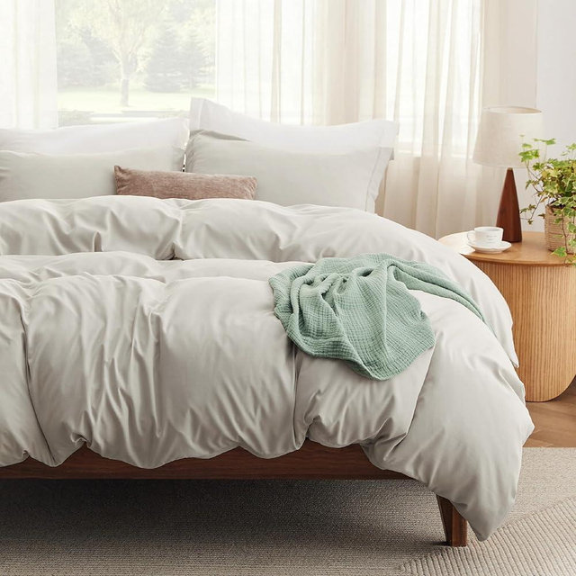 Bedsure California King Size Duvet Cover with Fitted Sheet - 4 Pieces Prewashed Extra Soft Bedding Set, Includes 1 Duvet Cover 104x98 Inches, 2 Pillow Shams, 1 Fitted Sheet, Linen