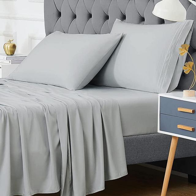 CAROMIO Bamboo Sheets Set Queen Size, 100% Bamboo Cooling Bed Sheets Deep Pocket, Silky Soft and Breathable, 4 Piece 1 Fitted Sheet with 16 Inches, 1 Flat Sheet, 2 Pillowcases（Light Grey, Queen）