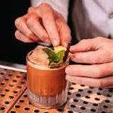 Gus' Sip & Dip