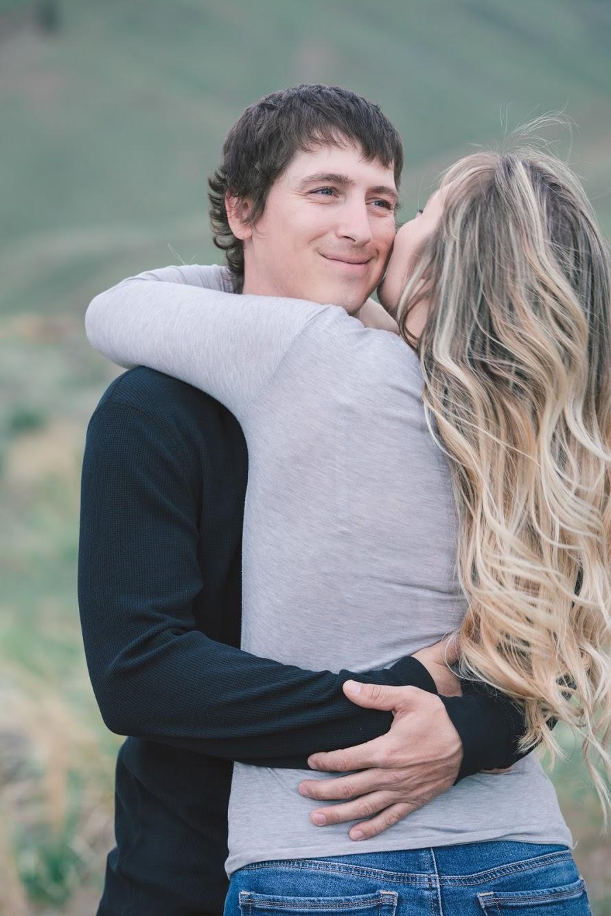 The Wedding Website of Hannah Larson and Josh Gideon