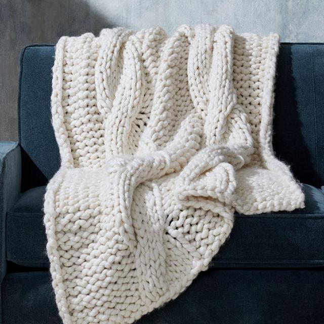 Cozy Knit Ivory Throw