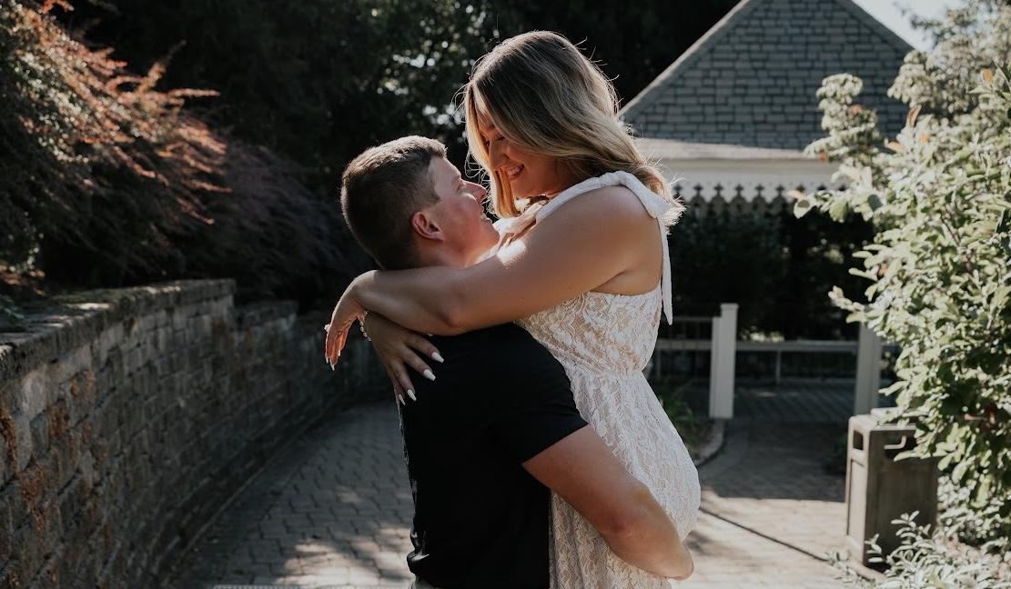 The Wedding Website of Lauren Woollam and Blake Wirt