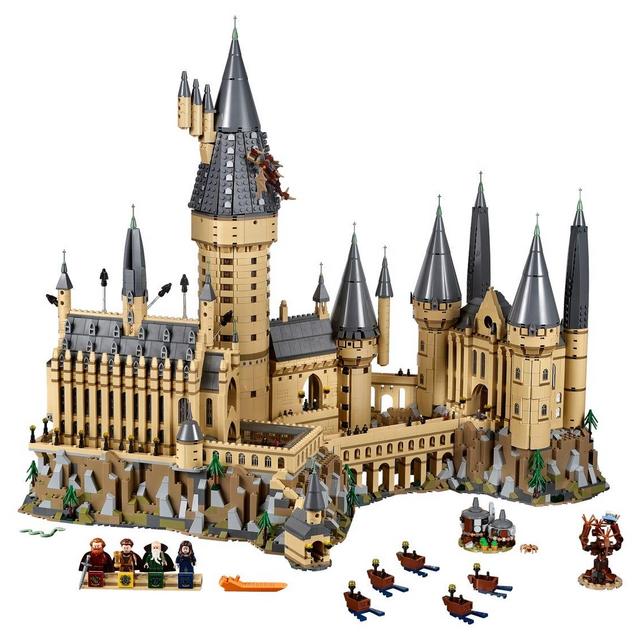 Hogwarts™ Castle