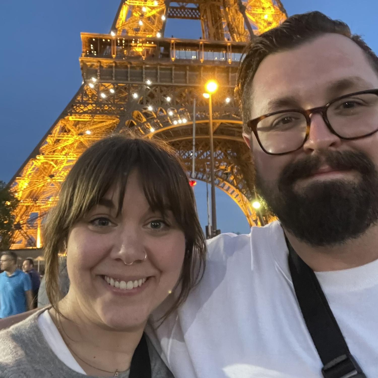 Watching the Eiffel Tower sparkle