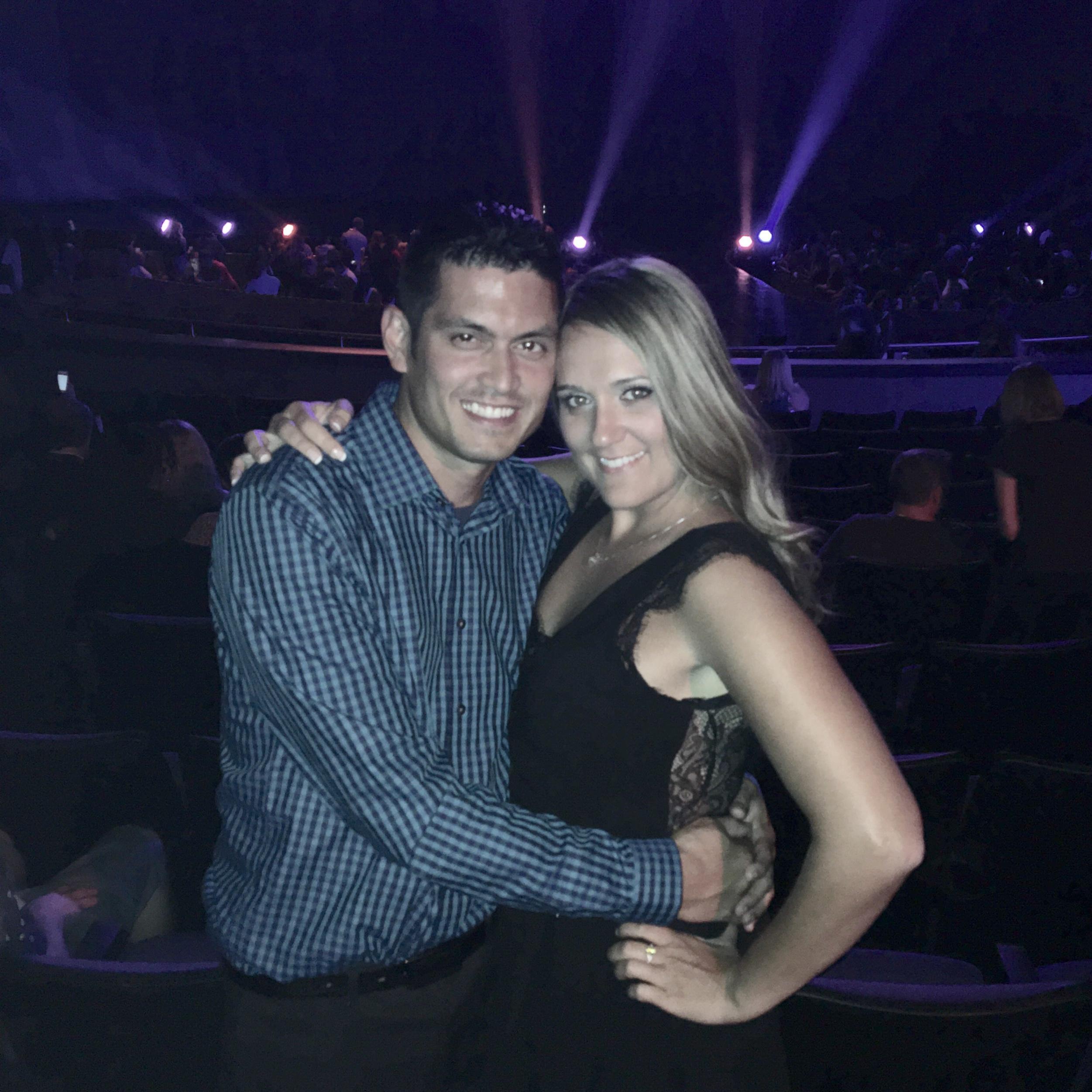 Britney in Vegas!  Should've heard Sarah singing Carrie Underwood at Karaoke that night!