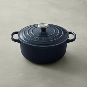 Le Creuset Signature Cast-Iron Round Dutch Oven, 2 3/4-Qt., Matte Navy
