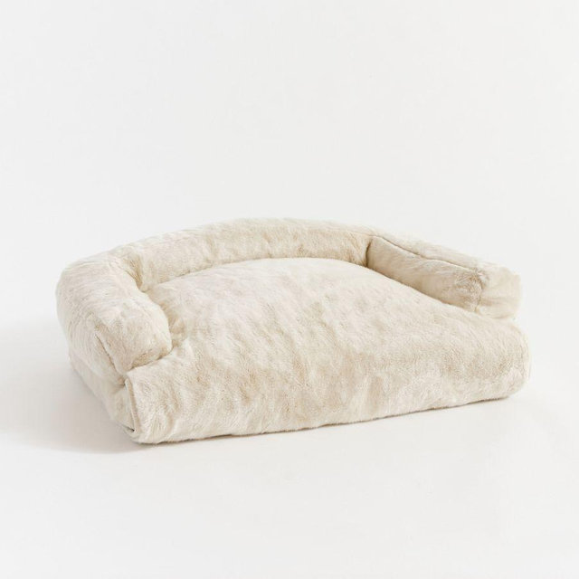 3-In-1 Pet Bed Ivory Alpaca Faux Fur, Medium - White