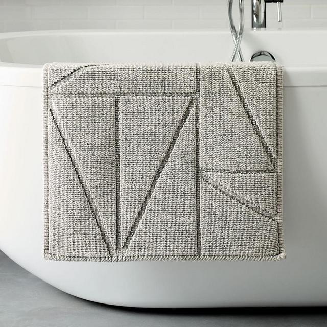 Triangle Sculpted Bath Mat, 20"x34", Gray Sky