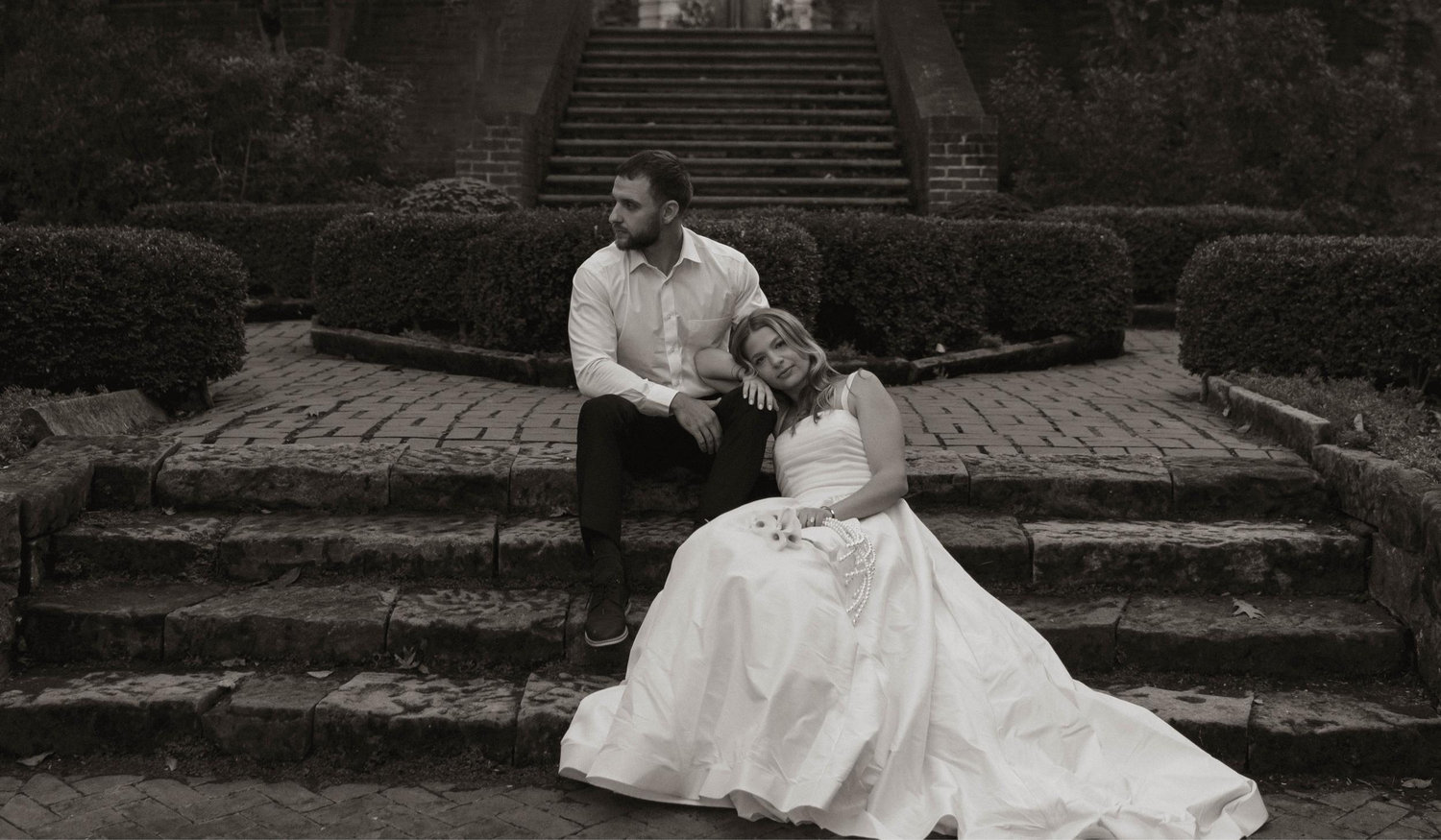 The Wedding Website of Emma Hooke and Sam Linnik