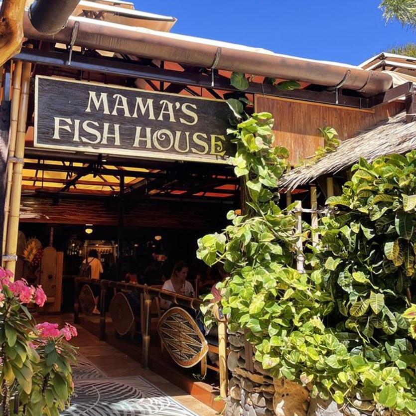 Dinner at Mama’s Fish House-Honeymoon Dinner