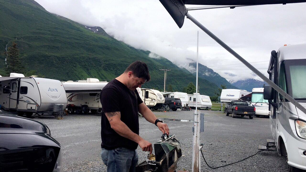 2017 Lance grilling in Valdez