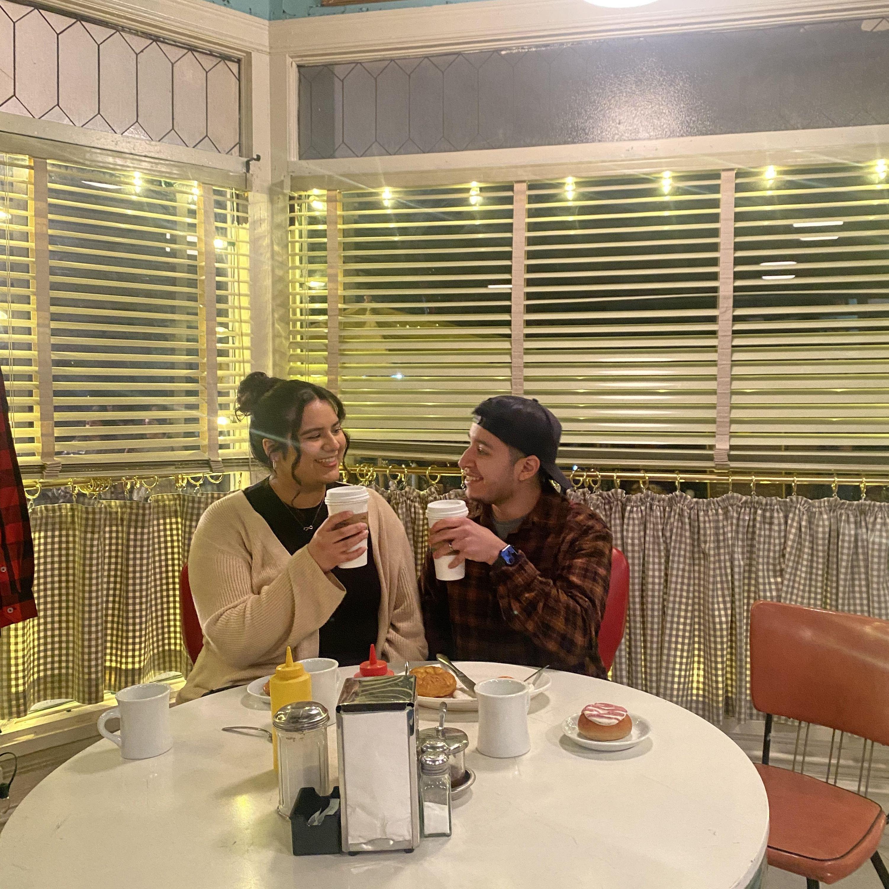 Luke & Lorelei in the infamous Lukes Diner from Gilmore Girls! Ricky surprises Cassie with a Warner Brothers Studio date January of this year.