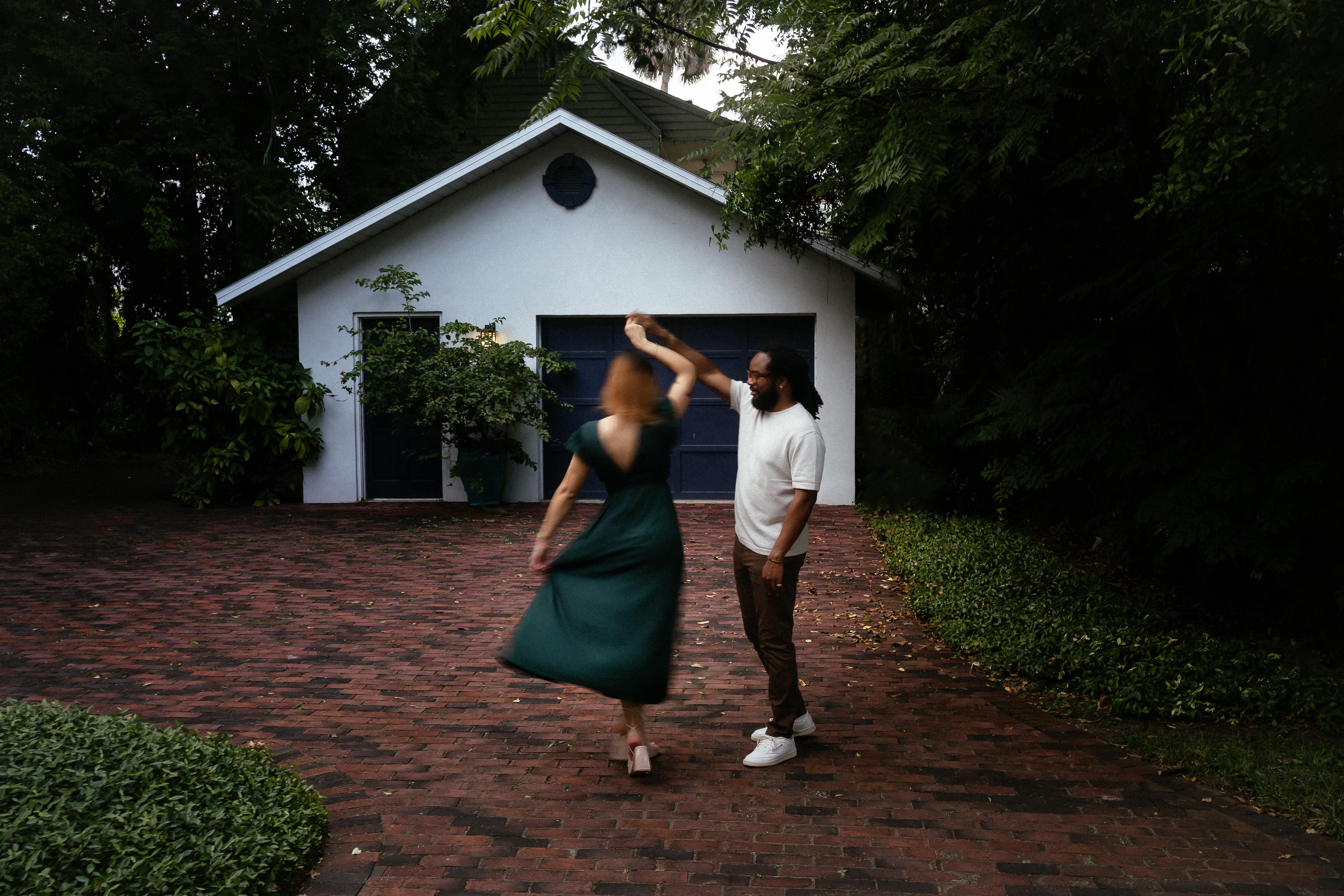 The Wedding Website of Nikeisha Olmstead and Jordan Walter