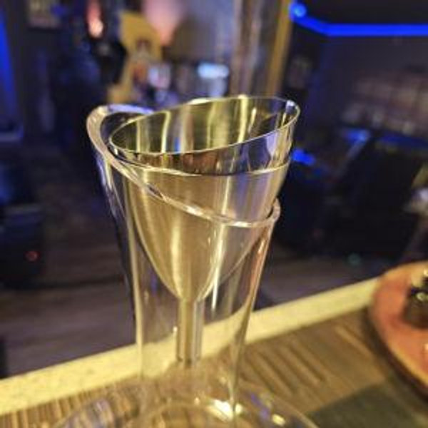 Rabbit Wine Aerator Shower Funnel with Sediment Strainer, Stainless Steel