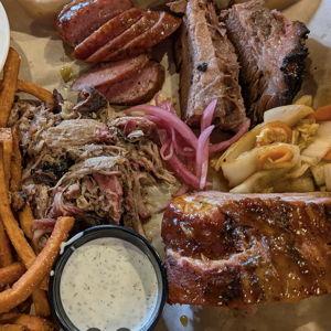 Lunch at The Fish And The Hog - Kona