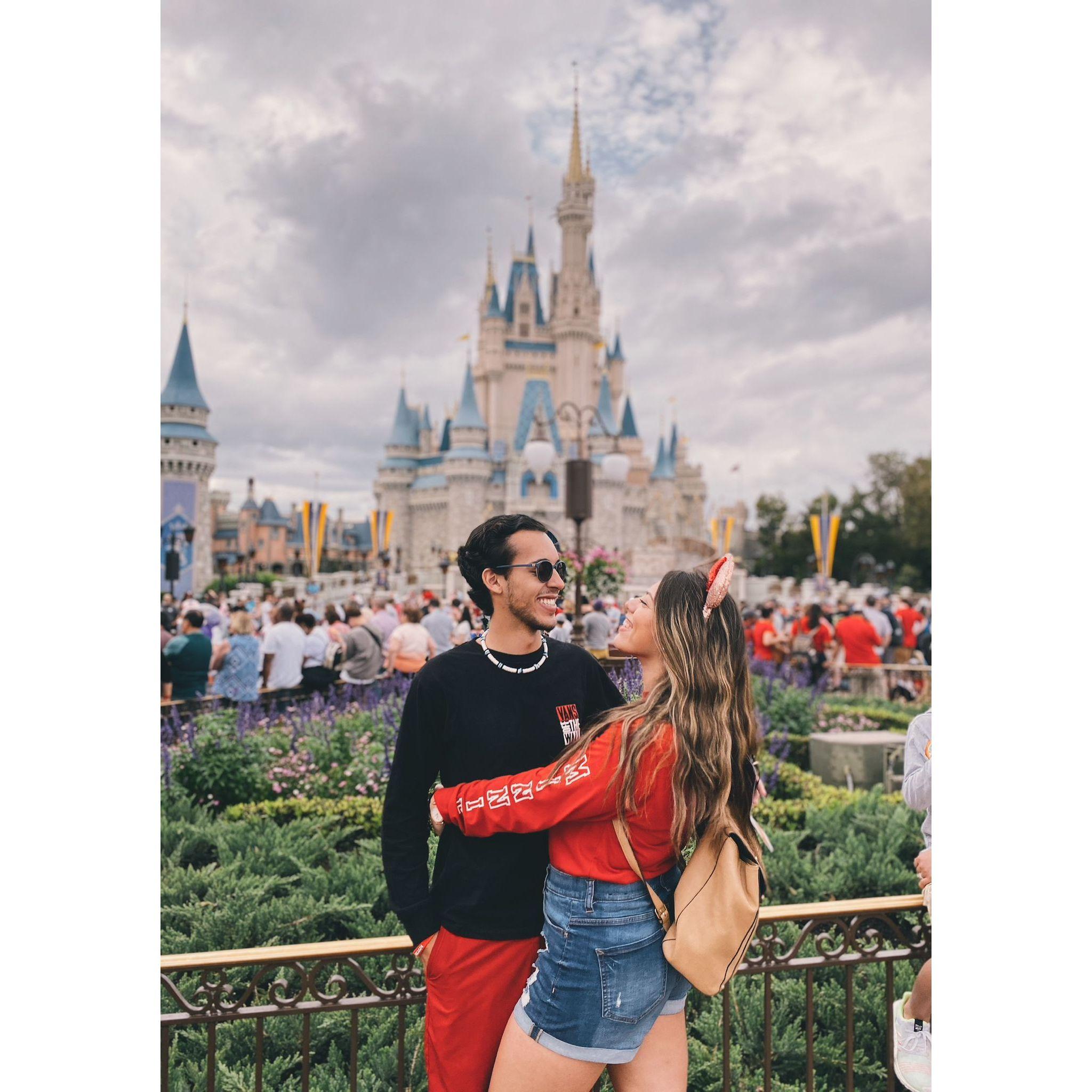 Marjorie soñaba con ir a Disney desde pequeña y Carlos cumplió ese deseo! / Marjorie's childhood dream was to visit Disney, Carlos made that wish come true!