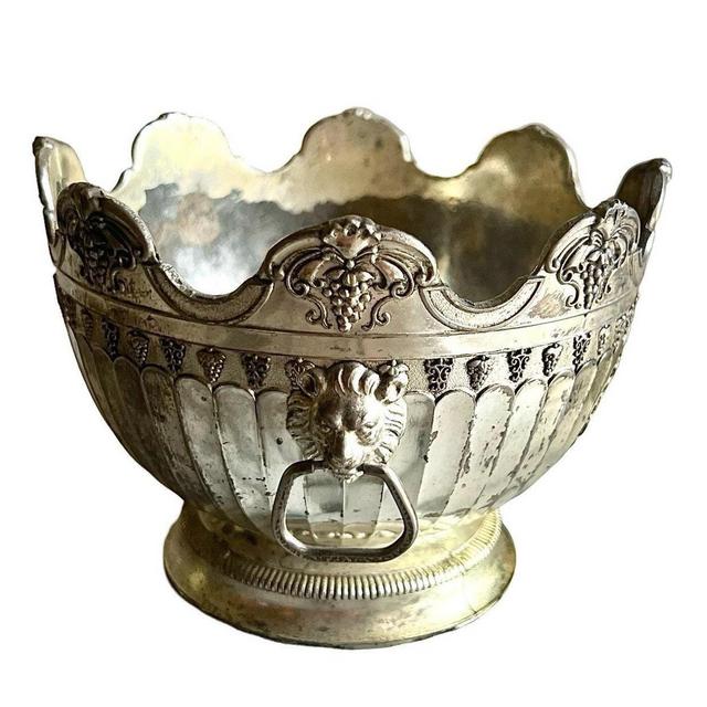 antique ice bucket, antique french monteith, french decor, antique france, pedestal bowl, silver plated bowl, lion head monteith, chiller