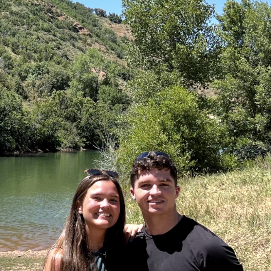 This is the location that Emma & Trey had one of their favorite days in Utah. It’s also the same place Trey proposed!