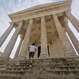 Nîmes