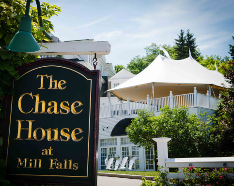 The Wedding Website of Laura Herlehy and Lee Bassett
