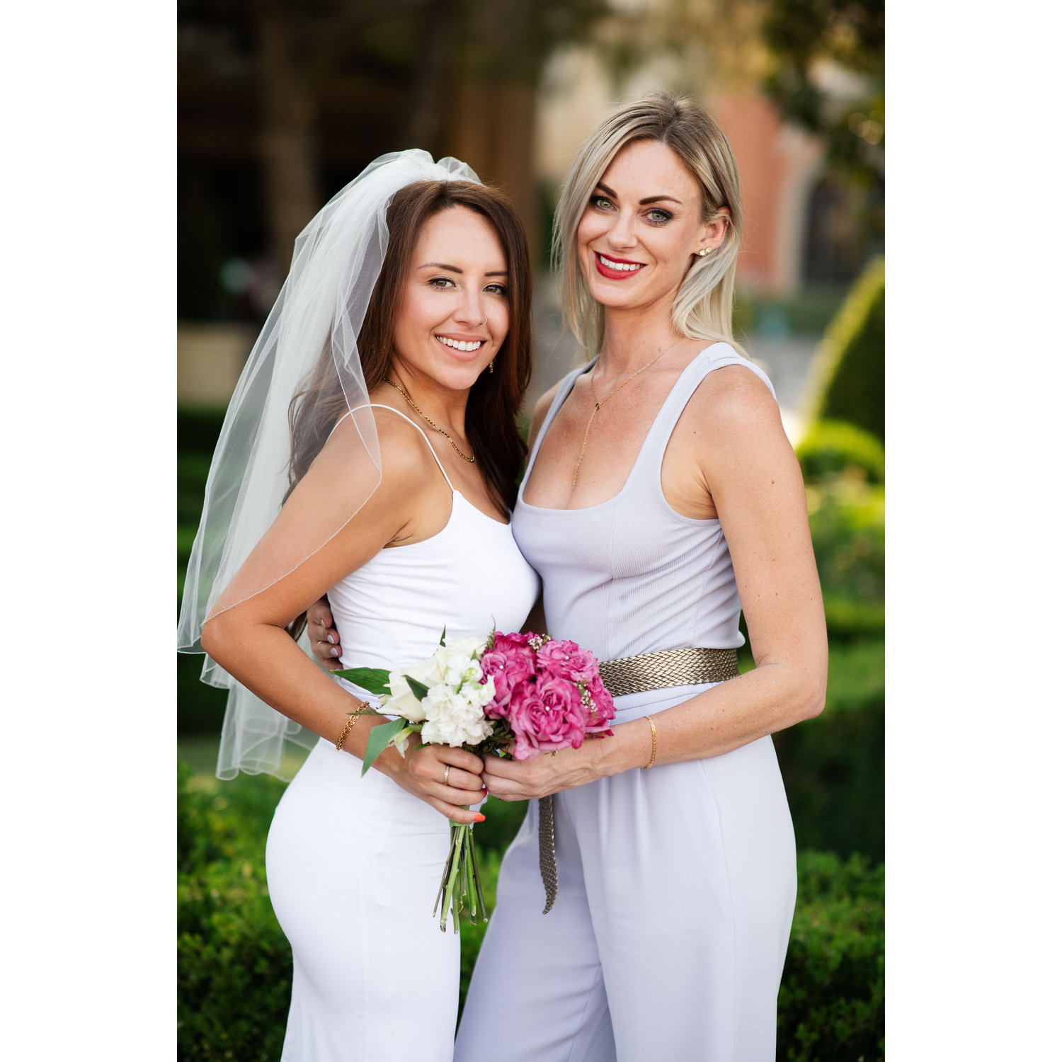 LaRae's childhood best friend and maid-of-honor, Shannon Murphy