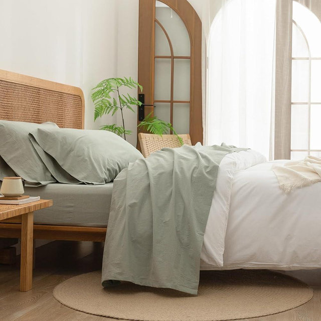 BESTOUCH Sheet Set 100% Washed Cotton Linen Feel Super Soft Comfortable Chic Lightweight 4 Pcs Home Bedding Set Solid Sage Green King