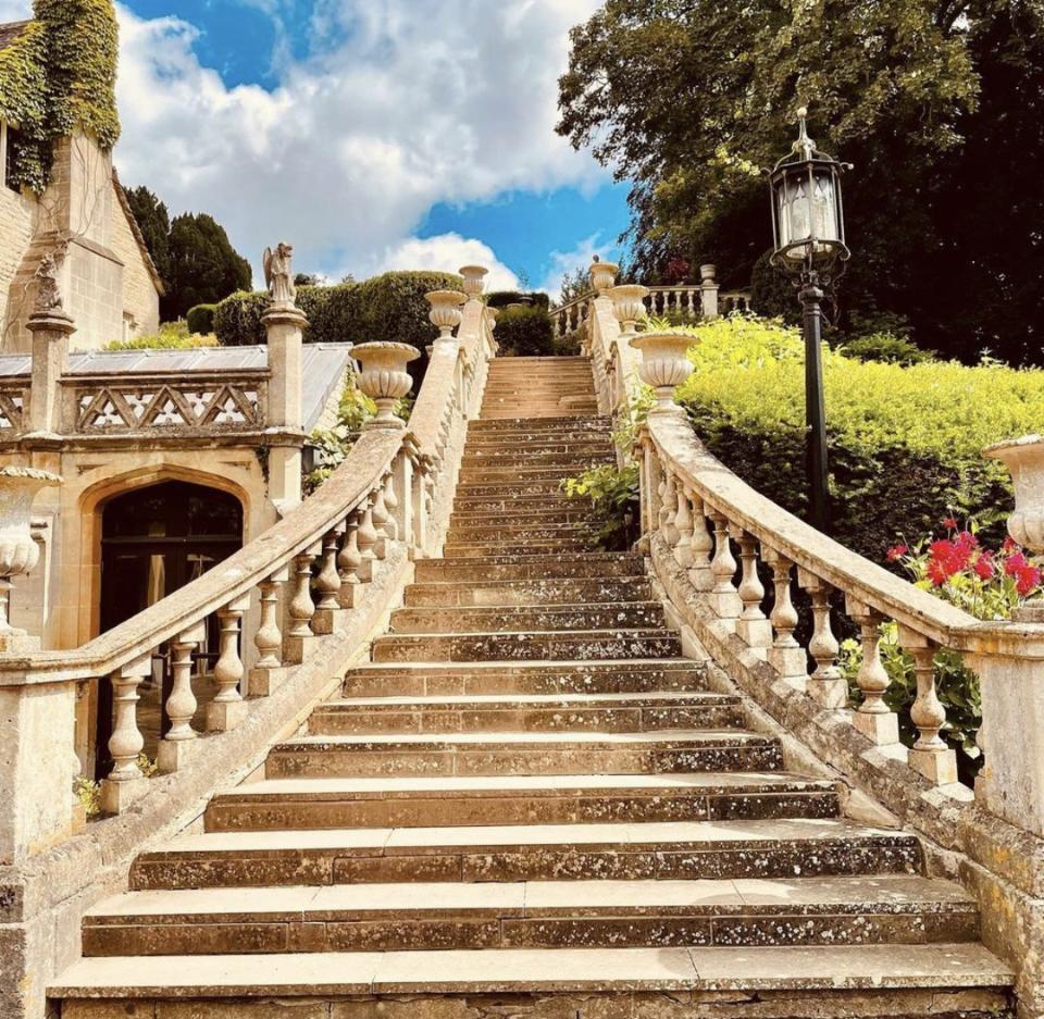 The Wedding Website of LAURIE VANDERVEEN and MICHAEL SULLIVAN