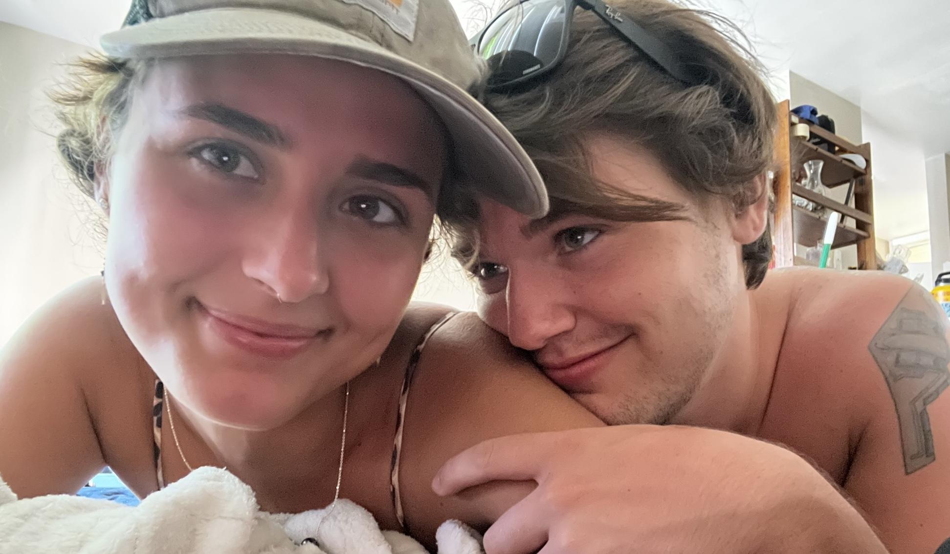 The Wedding Website of Hanalei Light and Garrett Shelby