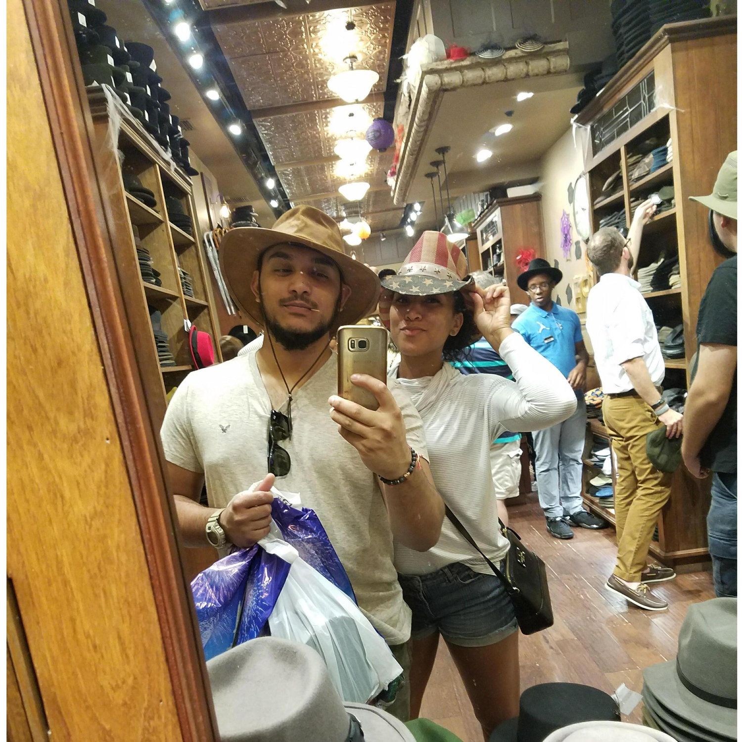 Khris matching his country girl