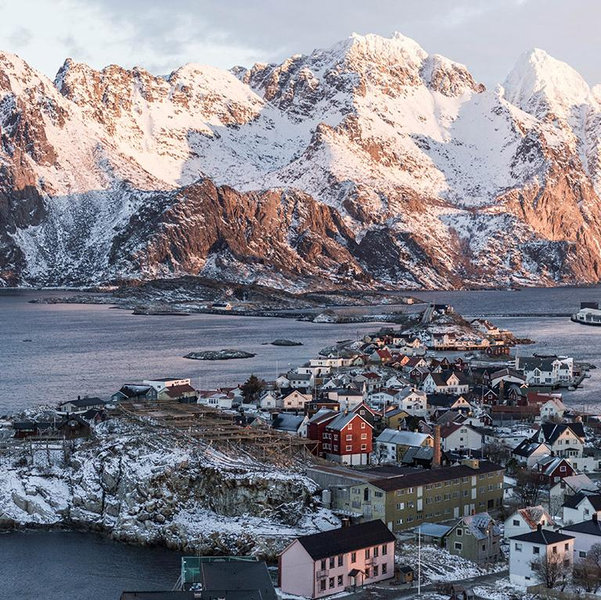 Honeymoon 1 night stay at Trevarefabrikken in Norway